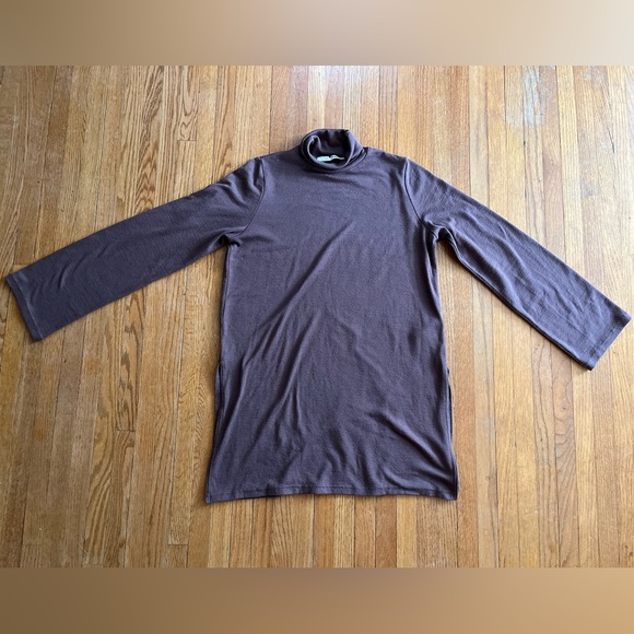 Wilfred free turtle neck.  Size small. - Picture 5 of 5